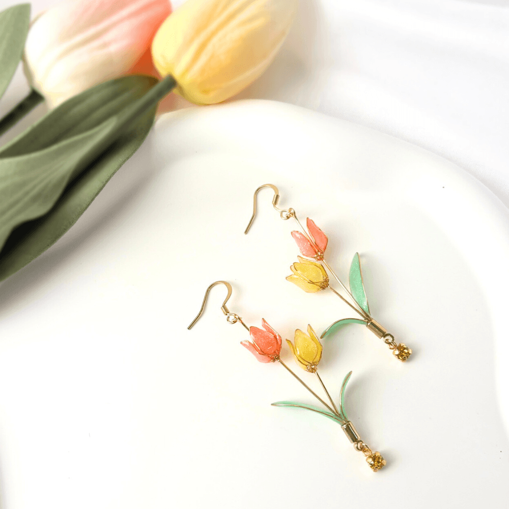 【チューリップ】ピアス オレンジと黄色 揺れる サージカルステンレス 金属アレルギー対応 受注生産 春の新作 | 3枚目